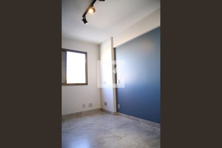 Apartamento à venda com 108m², 4 quartos e 2 vagasQuarto 3