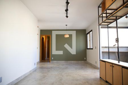 Apartamento para alugar com 3 quartos, 108m² em Setor Bueno, Goiânia