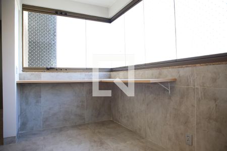 Apartamento à venda com 108m², 4 quartos e 2 vagasVaranda