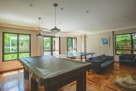 Apartamento para alugar com 125m², 3 quartos e 3 vagas Apartamento para alugar com 125m², 3 quartos e 3 vagasÁrea comum - Salão de Jogos