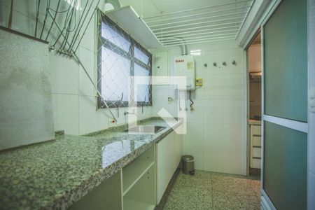Apartamento para alugar com 125m², 3 quartos e 3 vagas Apartamento para alugar com 125m², 3 quartos e 3 vagasÁrea de Serviço