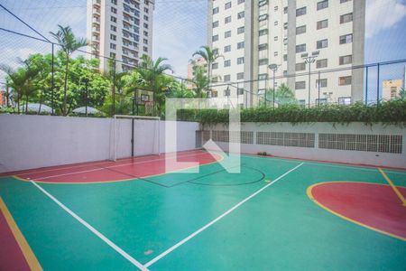 Apartamento para alugar com 125m², 3 quartos e 3 vagas Apartamento para alugar com 125m², 3 quartos e 3 vagasÁrea comum- Quadra Poliesportiva