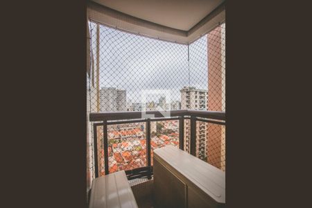Apartamento para alugar com 125m², 3 quartos e 3 vagas Apartamento para alugar com 125m², 3 quartos e 3 vagasVaranda