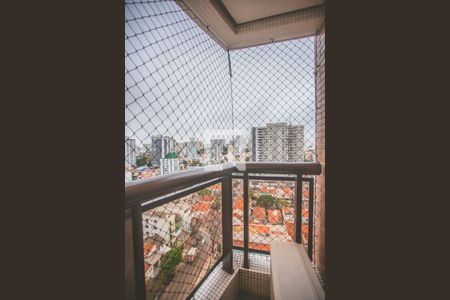 Apartamento para alugar com 125m², 3 quartos e 3 vagas Apartamento para alugar com 125m², 3 quartos e 3 vagasVaranda