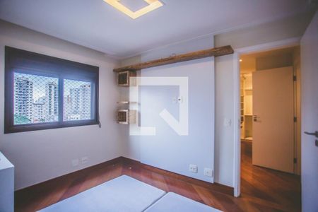 Apartamento para alugar com 125m², 3 quartos e 3 vagas Apartamento para alugar com 125m², 3 quartos e 3 vagasSuíte