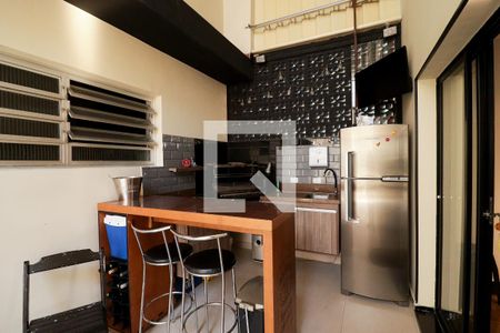 Casa à venda com 215m², 3 quartos e 2 vagasChurrasqueira