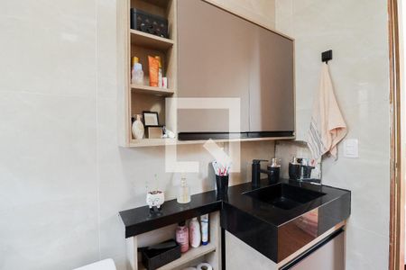 Casa à venda com 215m², 3 quartos e 2 vagasBanheiro da Suíte