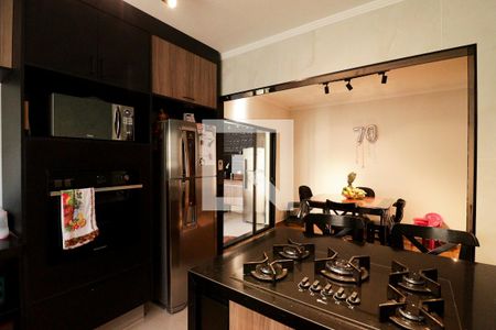 Casa à venda com 215m², 3 quartos e 2 vagasCozinha