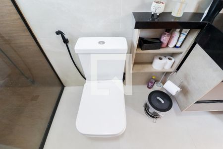 Casa à venda com 215m², 3 quartos e 2 vagasBanheiro da Suíte