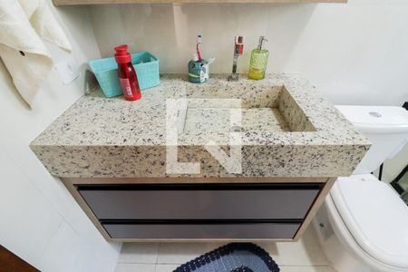 Casa à venda com 215m², 3 quartos e 2 vagasBanheiro Social