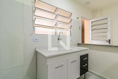 Sala/ cozinha  de kitnet/studio para alugar com 1 quarto, 33m² em Vila Gomes, São Paulo