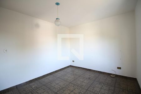 Quarto 1 de casa para alugar com 2 quartos, 180m² em Vila Alpina, São Paulo