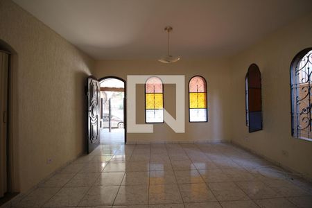 Sala de casa para alugar com 2 quartos, 180m² em Vila Alpina, São Paulo