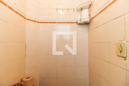 Casa à venda com 100m², 2 quartos e 2 vagasBanheiro da Área de Serviço