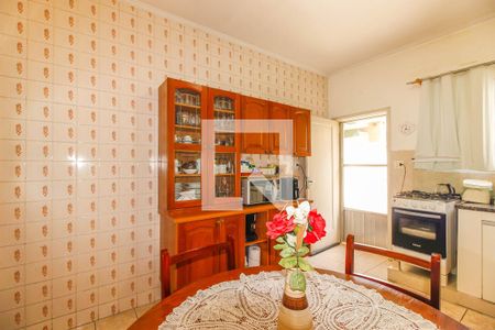 Casa à venda com 100m², 2 quartos e 2 vagasCozinha