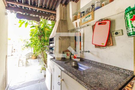 Casa à venda com 100m², 2 quartos e 2 vagasÁrea comum - Churrasqueira