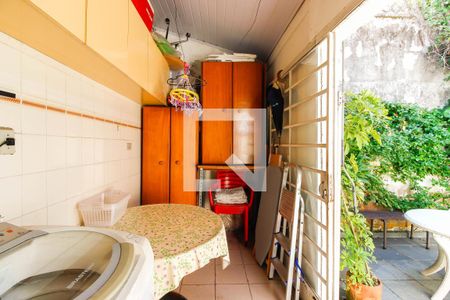 Casa à venda com 100m², 2 quartos e 2 vagasÁrea de Serviço
