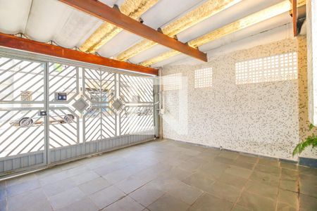 Casa à venda com 100m², 2 quartos e 2 vagasGaragem