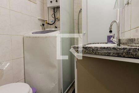 Banheiro  de kitnet/studio para alugar com 1 quarto, 29m² em Leme, Rio de Janeiro