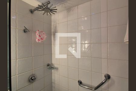 Apartamento à venda com 185m², 2 quartos e 2 vagasBanheiro da Suíte 1