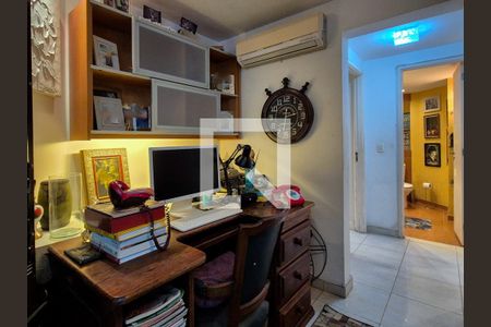 Apartamento à venda com 185m², 2 quartos e 2 vagasEscritório