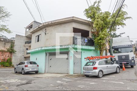 Casa para alugar com 113m², 4 quartos e 2 vagas Casa para alugar com 113m², 4 quartos e 2 vagasFachada