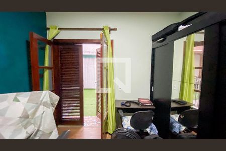 Casa à venda com 174m², 4 quartos e 2 vagas Casa à venda com 174m², 4 quartos e 2 vagasQuarto 1