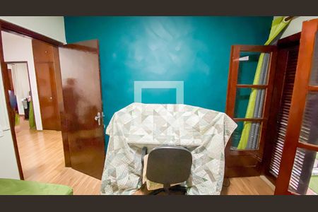 Casa à venda com 174m², 4 quartos e 2 vagas Casa à venda com 174m², 4 quartos e 2 vagasQuarto 1