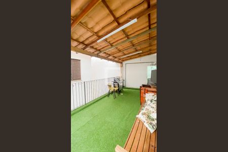 Casa à venda com 174m², 4 quartos e 2 vagas Casa à venda com 174m², 4 quartos e 2 vagasVaranda Quarto 1