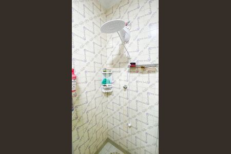 Casa à venda com 174m², 4 quartos e 2 vagas Casa à venda com 174m², 4 quartos e 2 vagasBanheiro da Suíte