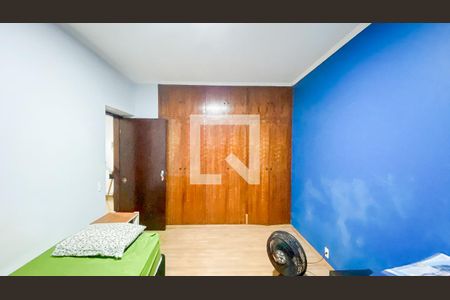 Casa à venda com 174m², 4 quartos e 2 vagas Casa à venda com 174m², 4 quartos e 2 vagasQuarto 3