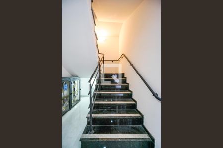 Studio para alugar com 40m², 2 quartos e sem vagaEscada