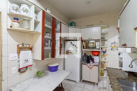 Casa à venda com 304m², 4 quartos e 1 vagaCozinha