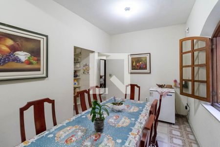 Casa à venda com 304m², 4 quartos e 1 vagaCopa 