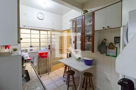 Casa à venda com 304m², 4 quartos e 1 vagaCozinha