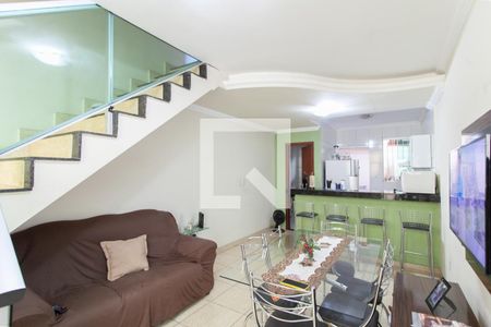Sala de casa à venda com 2 quartos, 65m² em Céu Azul, Belo Horizonte