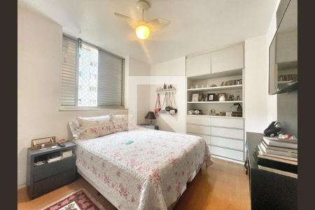 Apartamento à venda com 180m², 4 quartos e 2 vagasQuarto 3