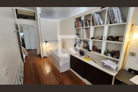 Apartamento à venda com 3 quartos, 158m² em Cerqueira César, São Paulo