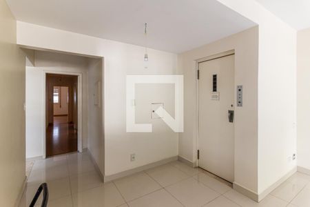 Sala - Entrada de apartamento para alugar com 3 quartos, 170m² em Higienópolis, São Paulo