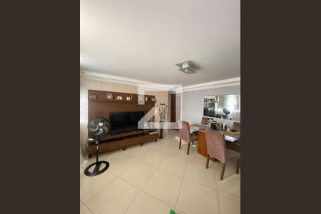 Sala de apartamento à venda com 3 quartos, 120m² em Pilares, Rio de Janeiro