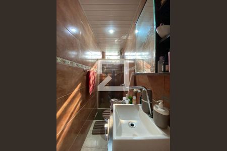 Apartamento à venda com 120m², 3 quartos e 1 vaga Apartamento à venda com 120m², 3 quartos e 1 vagaBanheiro