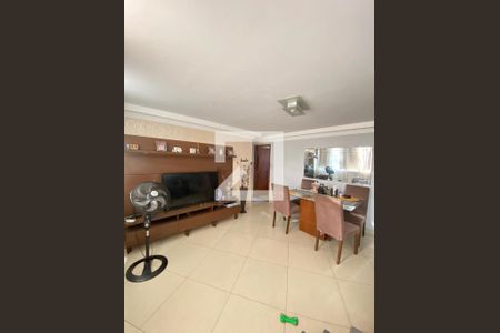Sala de apartamento à venda com 3 quartos, 120m² em Pilares, Rio de Janeiro