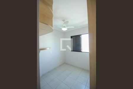 Quarto 1 de apartamento para alugar com 2 quartos, 50m² em Vila Bertioga, São Paulo