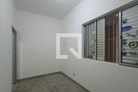 Quarto 1 de casa para alugar com 2 quartos, 130m² em Vila Maria Luisa, São Paulo