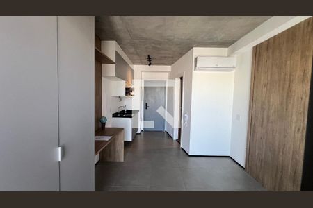 Quarto  de kitnet/studio para alugar com 1 quarto, 24m² em Pinheiros, São Paulo