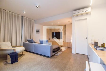 Sala de TV de apartamento à venda com 2 quartos, 148m² em Empresarial 18 do Forte, Barueri