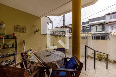 Casa de condomínio à venda com 360m², 4 quartos e 3 vagasEntrada