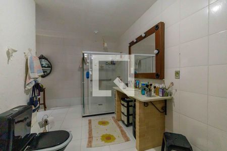 Casa de condomínio à venda com 360m², 4 quartos e 3 vagasBanheiro da Suíte 2