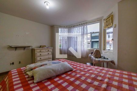 Casa de condomínio à venda com 360m², 4 quartos e 3 vagasSuíte 3