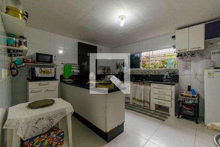 Casa de condomínio à venda com 360m², 4 quartos e 3 vagasCozinha